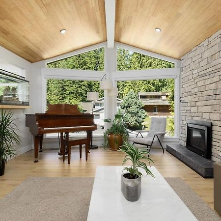 Beautiful Villa With Heated Pool Hot Tub By Forest Норт-Ванкувер Екстер'єр фото