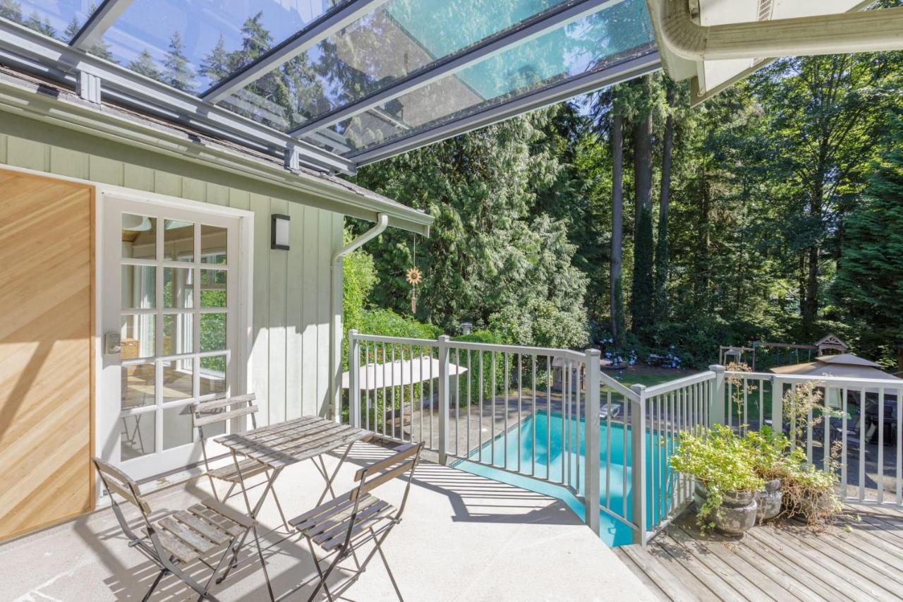 Beautiful Villa With Heated Pool Hot Tub By Forest Норт-Ванкувер Екстер'єр фото